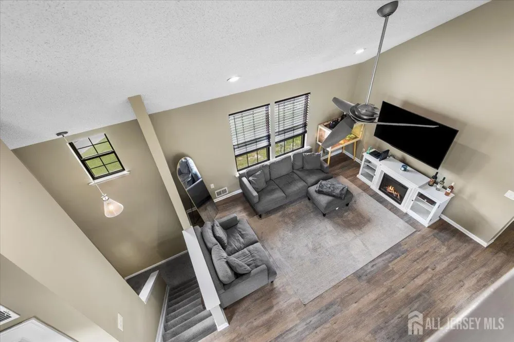 504 Geranium Court Jackson, NJ 08527