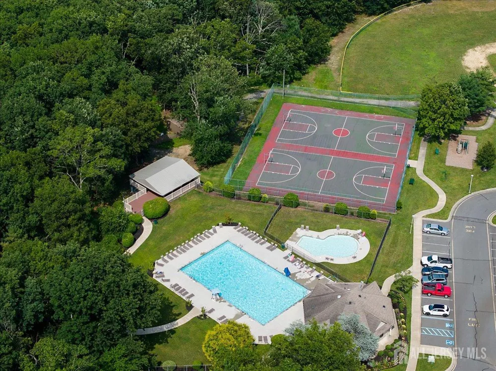 504 Geranium Court Jackson, NJ 08527