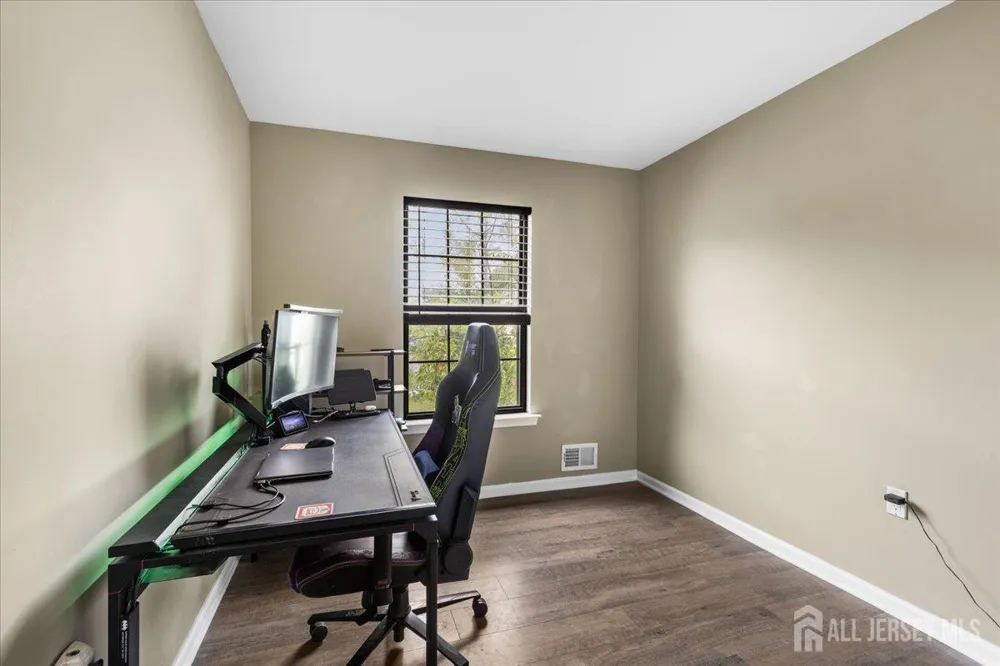 504 Geranium Court Jackson, NJ 08527