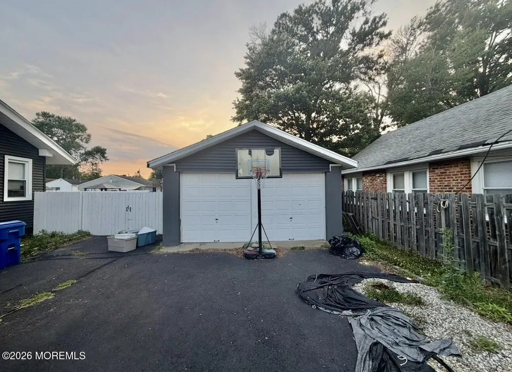 105 Hudson Avenue North Middletown, NJ 07748