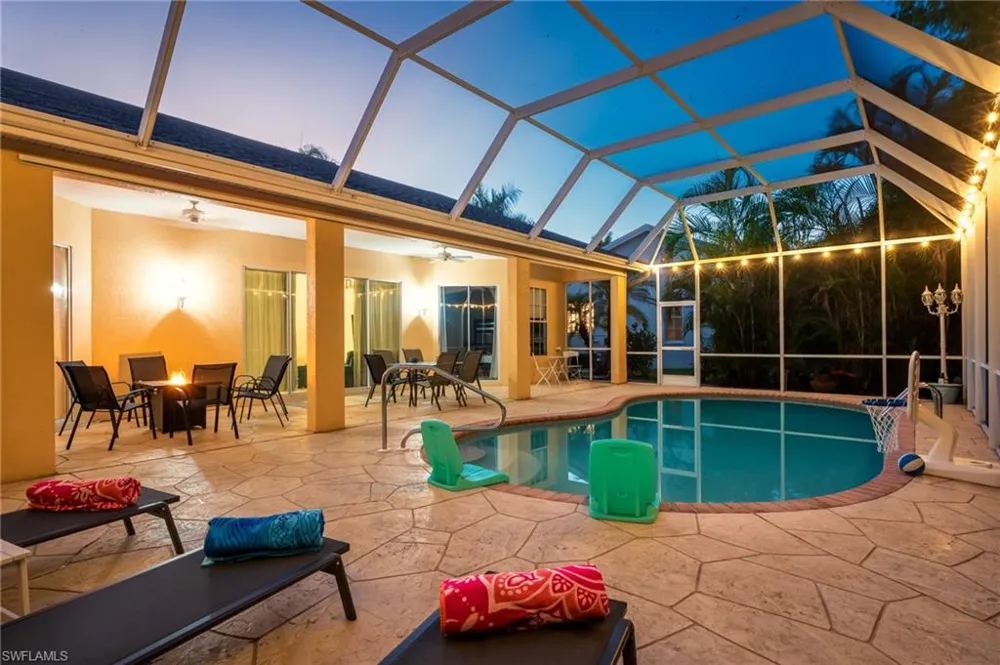 1896 Piccadilly Circus Naples, FL 34112