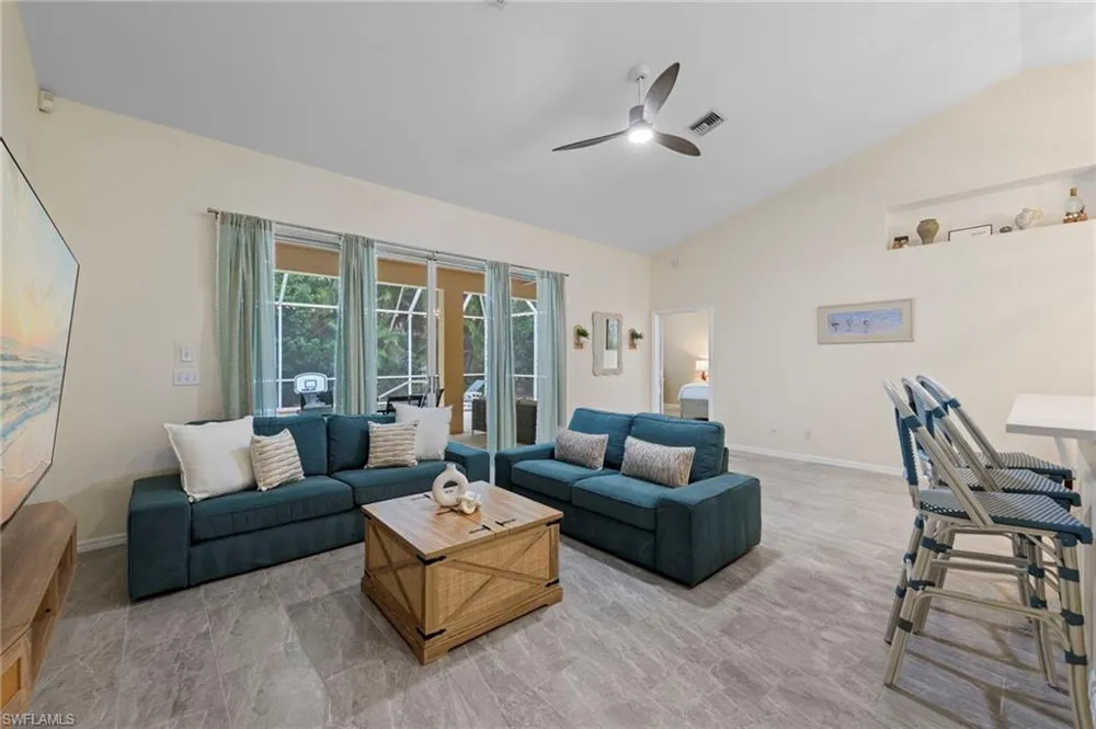 1896 Piccadilly Circus Naples, FL 34112
