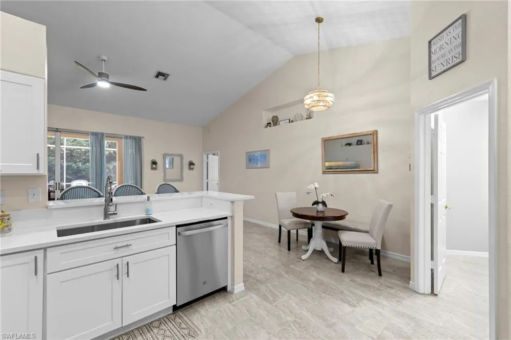 1896 Piccadilly Circus Naples, FL 34112