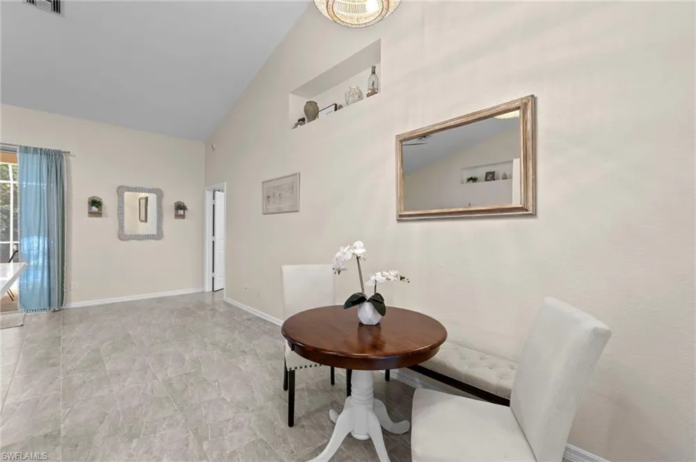 1896 Piccadilly Circus Naples, FL 34112