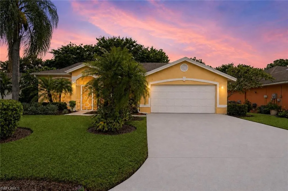 1896 Piccadilly Circus Naples, FL 34112