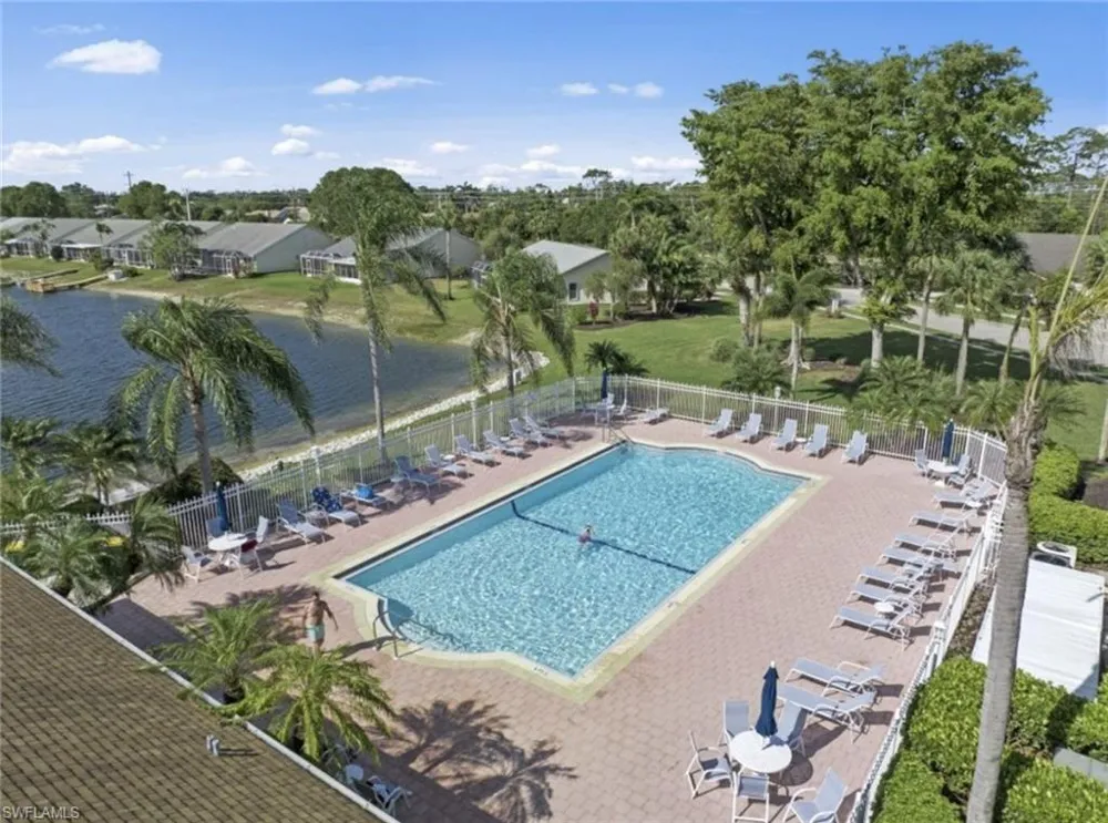 1896 Piccadilly Circus Naples, FL 34112
