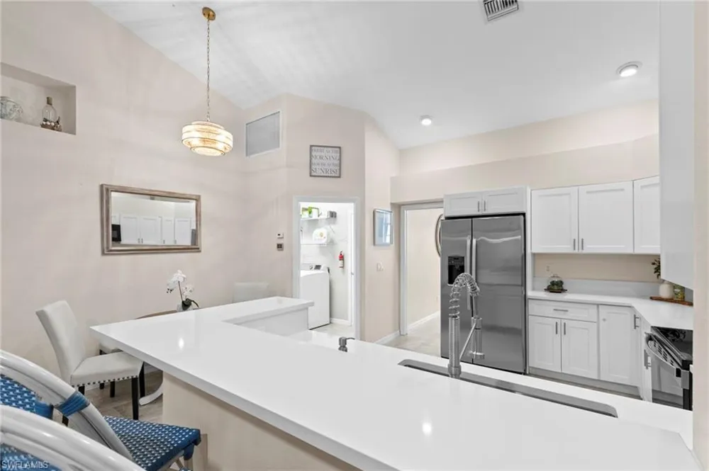 1896 Piccadilly Circus Naples, FL 34112