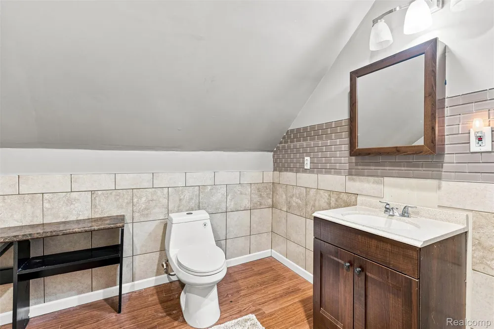 3198 E Grand Blanc Road Grand Blanc Charter Township, MI 48439