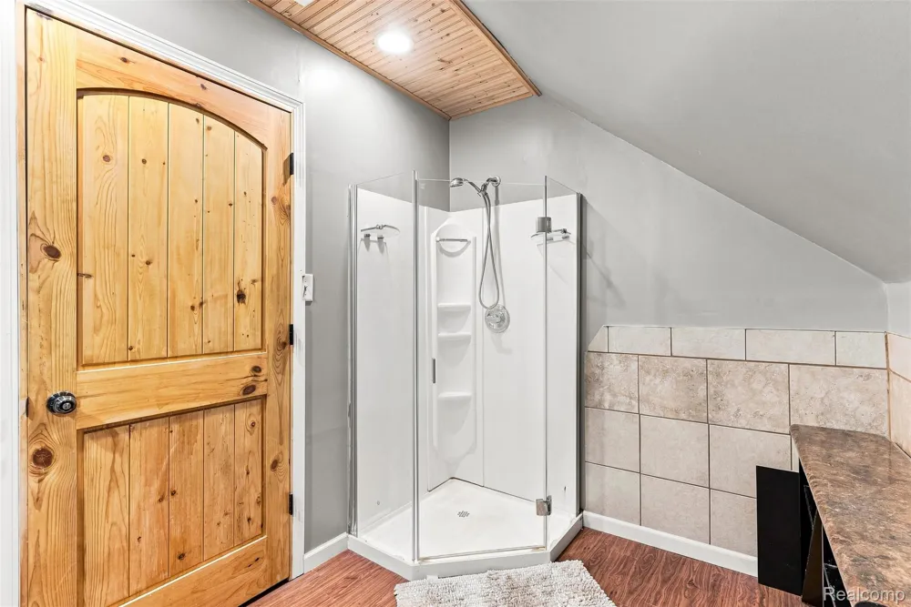 3198 E Grand Blanc Road Grand Blanc Charter Township, MI 48439