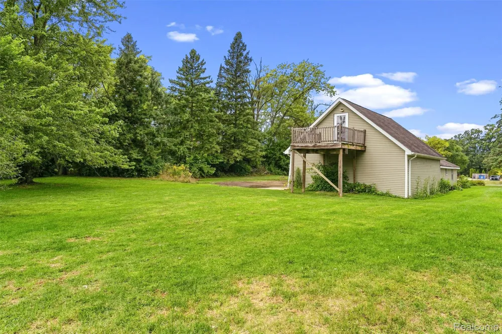 3198 E Grand Blanc Road Grand Blanc Charter Township, MI 48439