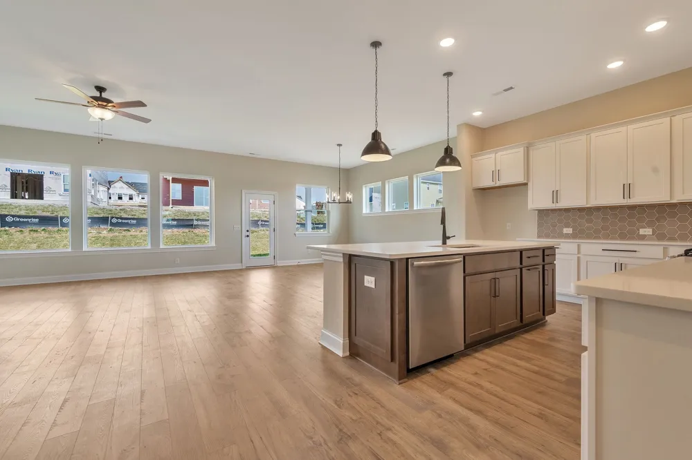 834 Drivers Cir Columbia, TN 38401