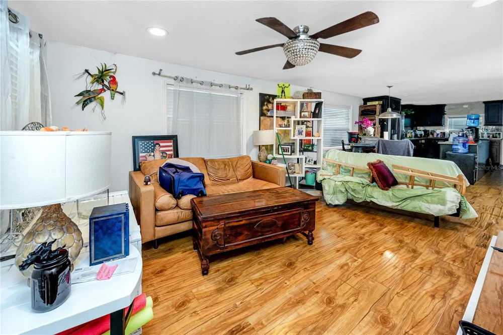 1250 LAKEVIEW ROAD Clearwater, FL 33756