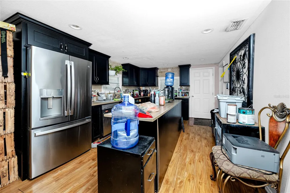 1250 LAKEVIEW ROAD Clearwater, FL 33756