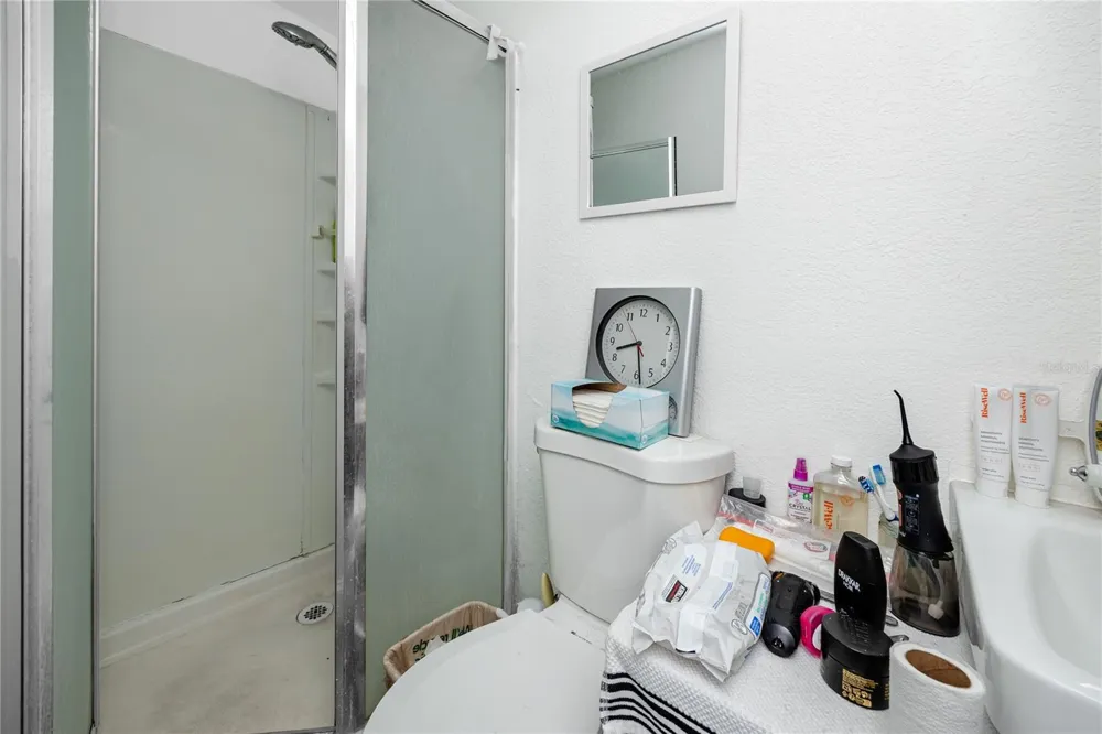 1250 LAKEVIEW ROAD Clearwater, FL 33756