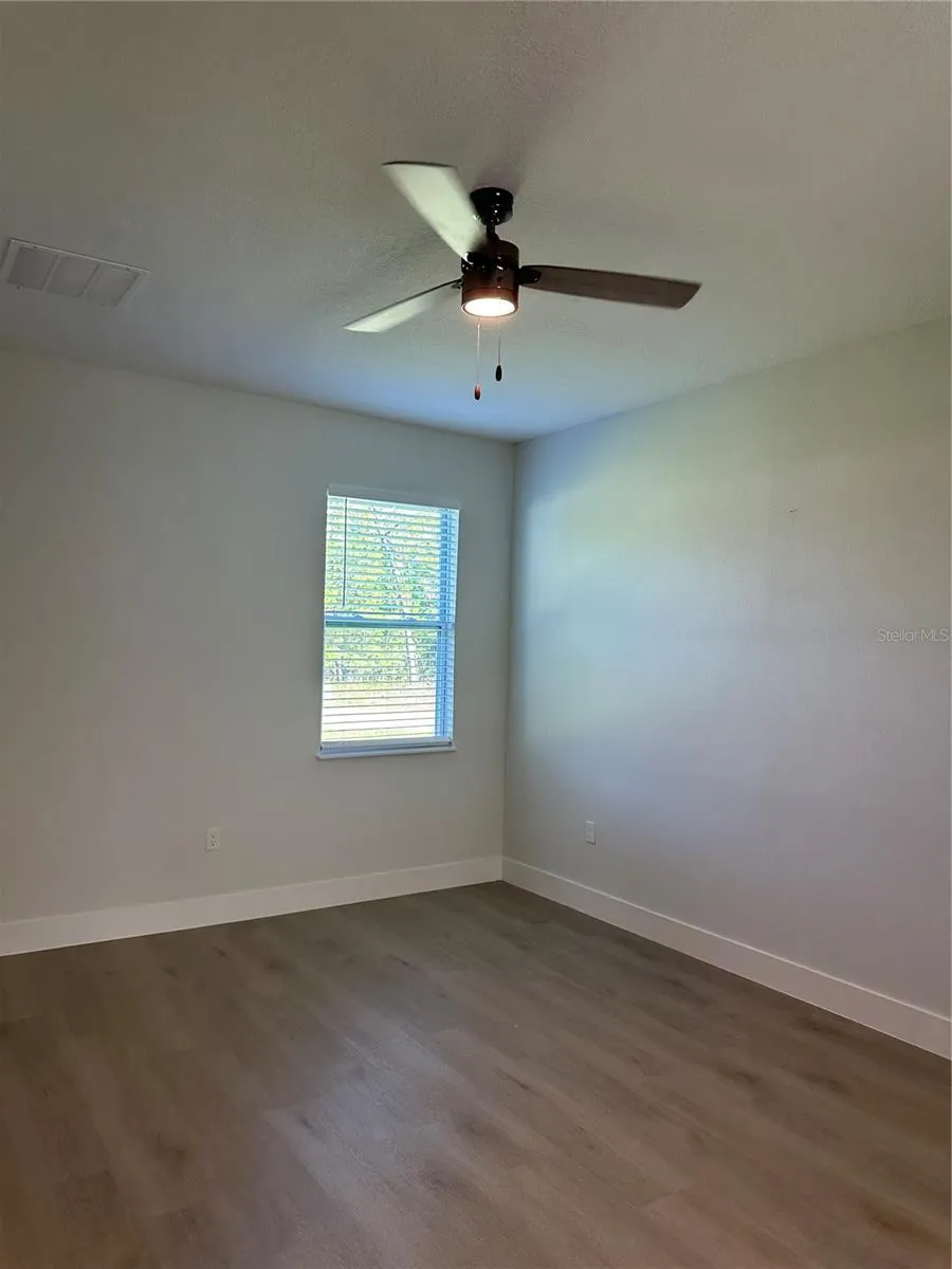 14 FISHER COURT Ocklawaha, FL 32179