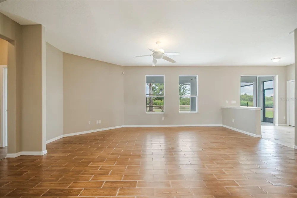 2321 THE OAKS BOULEVARD Kissimmee, FL 34746
