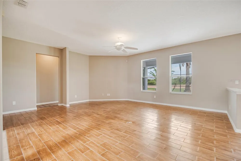 2321 THE OAKS BOULEVARD Kissimmee, FL 34746