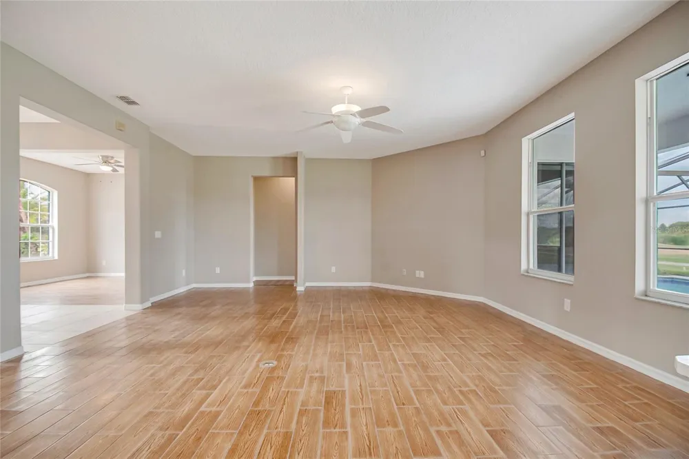 2321 THE OAKS BOULEVARD Kissimmee, FL 34746
