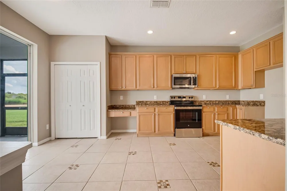 2321 THE OAKS BOULEVARD Kissimmee, FL 34746
