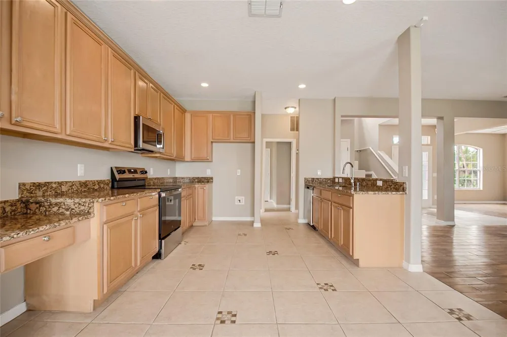 2321 THE OAKS BOULEVARD Kissimmee, FL 34746
