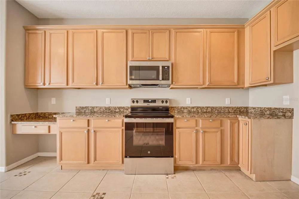 2321 THE OAKS BOULEVARD Kissimmee, FL 34746