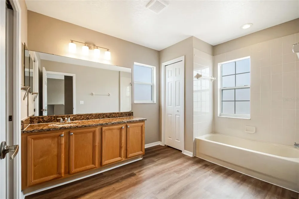 2321 THE OAKS BOULEVARD Kissimmee, FL 34746