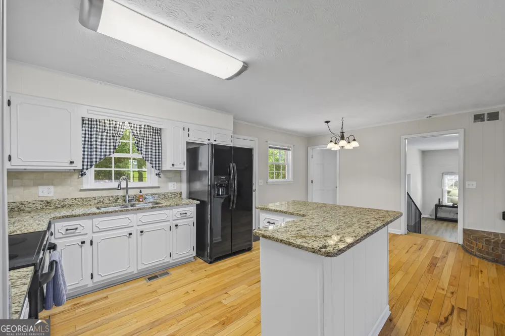 8050 Hog Mountain RD Statham, GA 30666