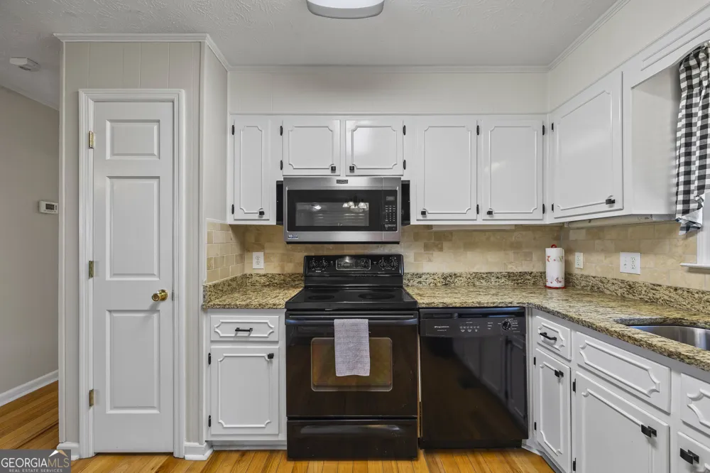 8050 Hog Mountain RD Statham, GA 30666