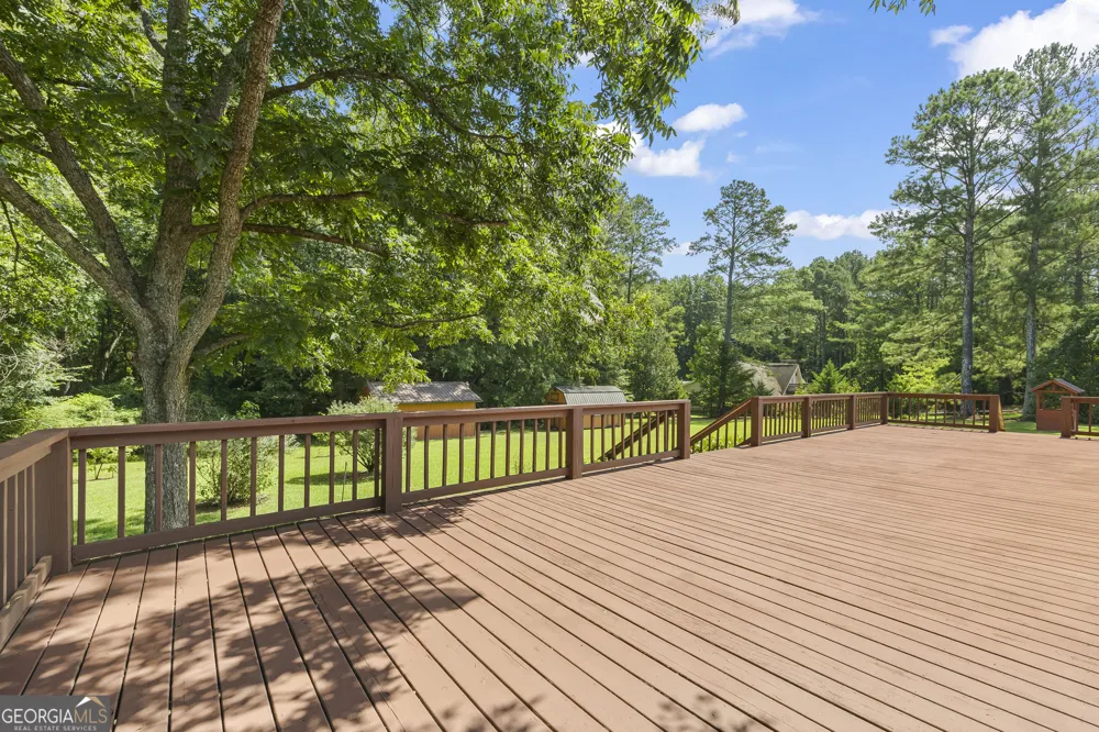 8050 Hog Mountain RD Statham, GA 30666