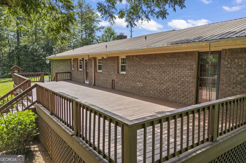 8050 Hog Mountain RD Statham, GA 30666