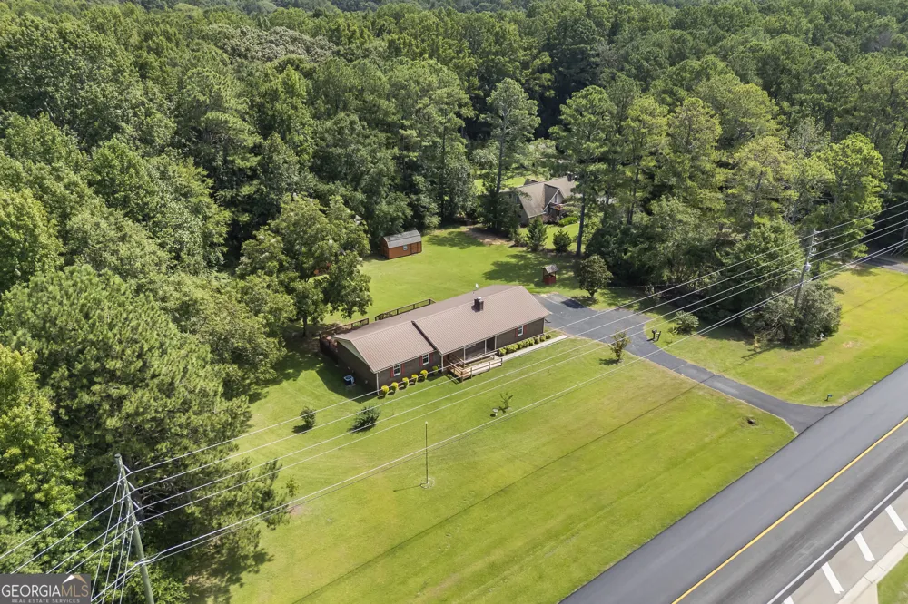 8050 Hog Mountain RD Statham, GA 30666