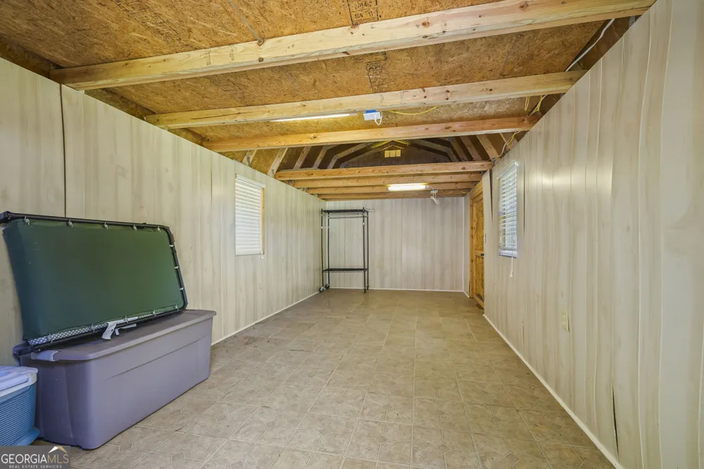 8050 Hog Mountain RD Statham, GA 30666