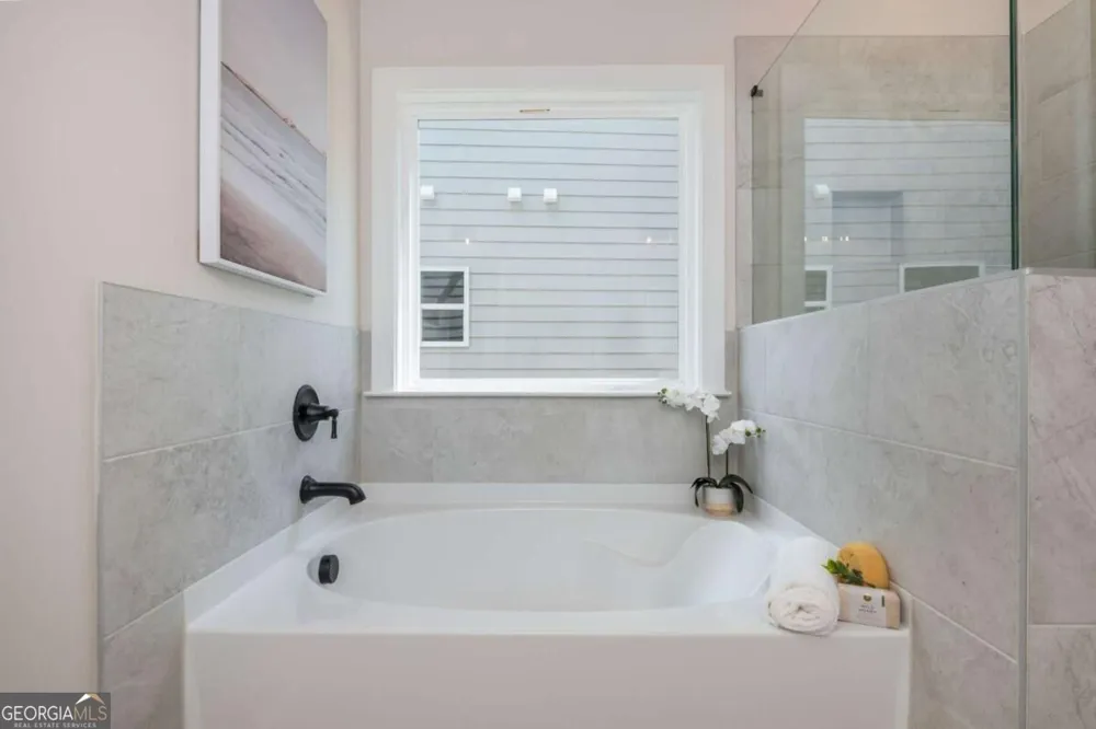 5552 Keswick DR Flowery Branch, GA 30542