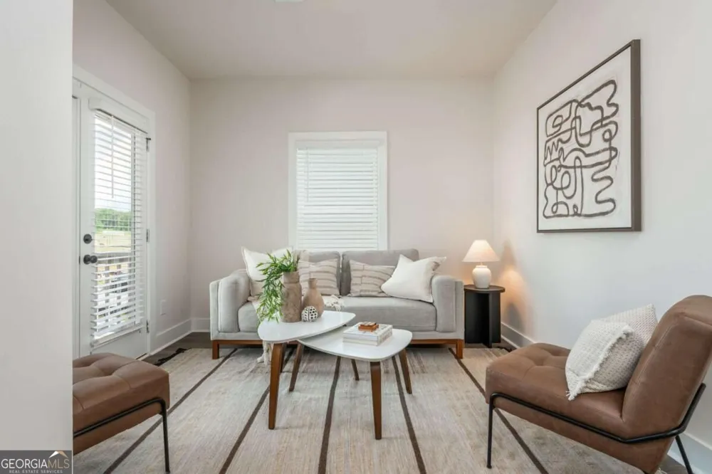 5552 Keswick DR Flowery Branch, GA 30542