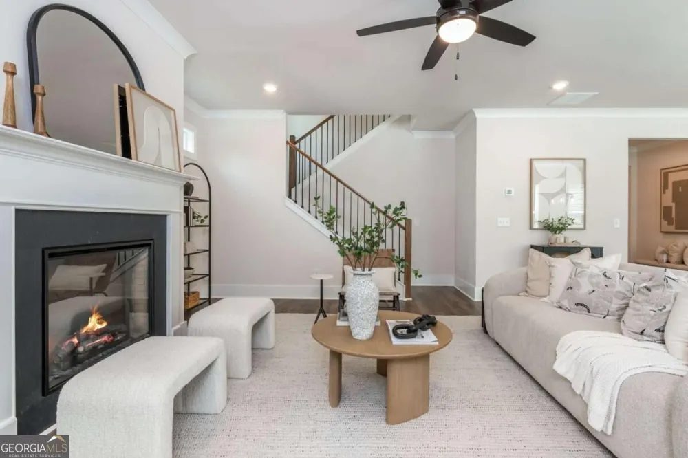 5552 Keswick DR Flowery Branch, GA 30542