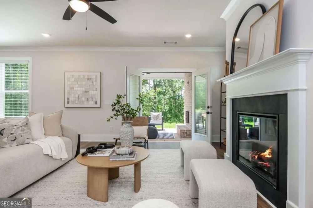 5552 Keswick DR Flowery Branch, GA 30542