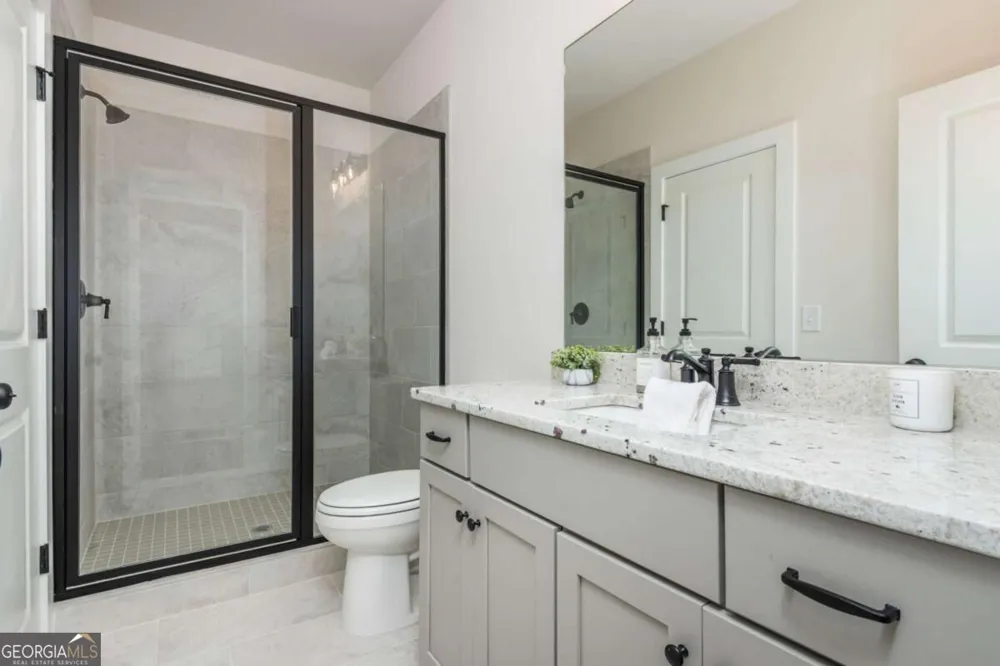 5552 Keswick DR Flowery Branch, GA 30542