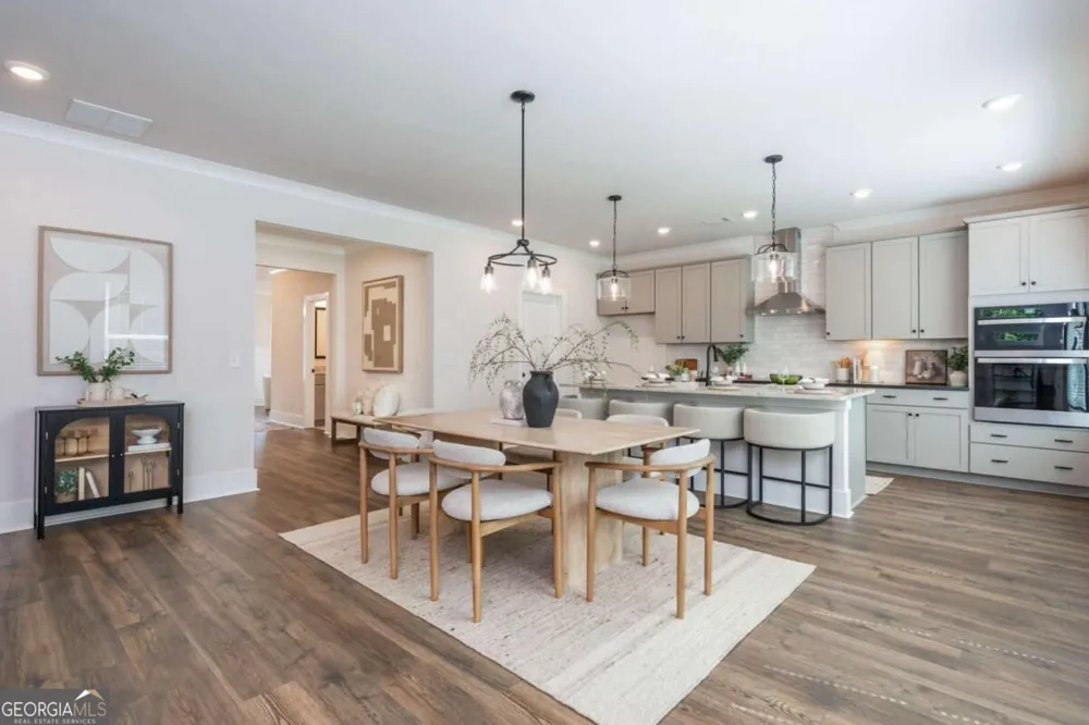 5552 Keswick DR Flowery Branch, GA 30542