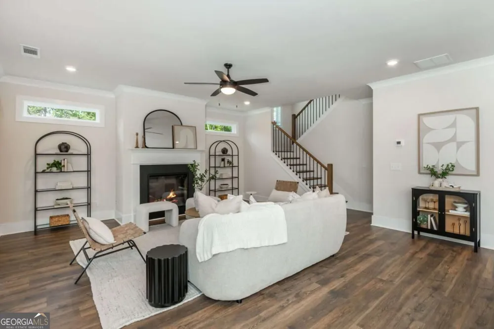 5552 Keswick DR Flowery Branch, GA 30542