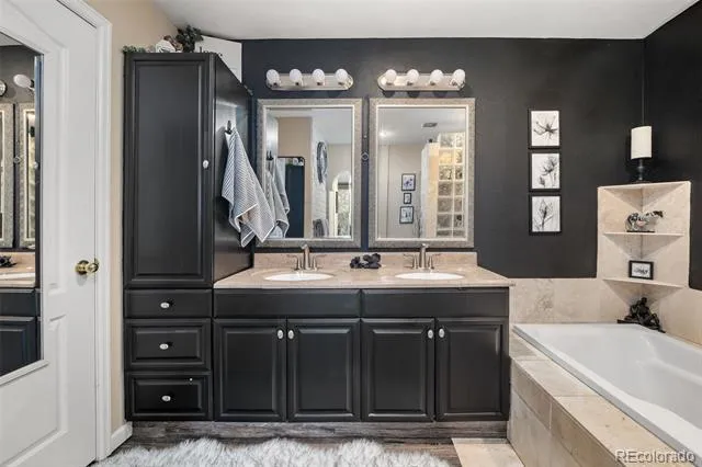 6691 S Abilene Way Centennial, CO 80111