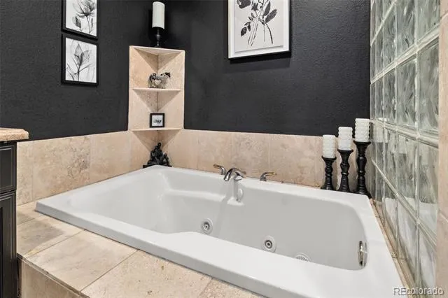 6691 S Abilene Way Centennial, CO 80111