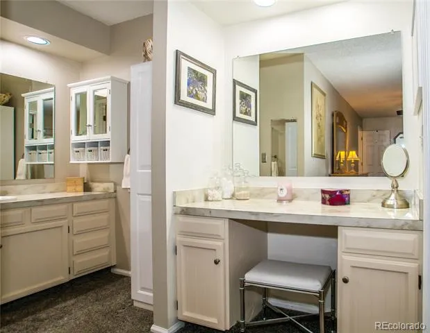 12420 E Pacific Circle #A Aurora, CO 80014