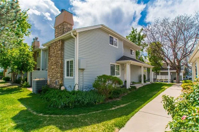 12420 E Pacific Circle #A Aurora, CO 80014