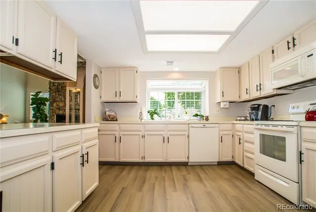 12420 E Pacific Circle #A Aurora, CO 80014