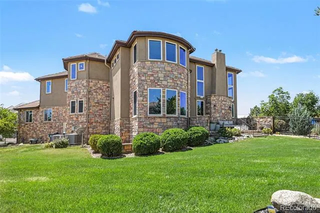 15501 Fairway Drive Commerce City, CO 80022