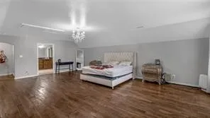 813 Beacon Hill Drive Irving, TX 75061