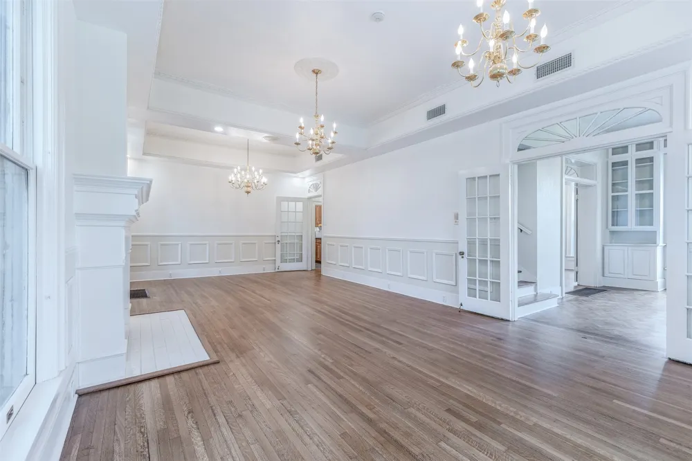 721 W Washington Street Sherman, TX 75092