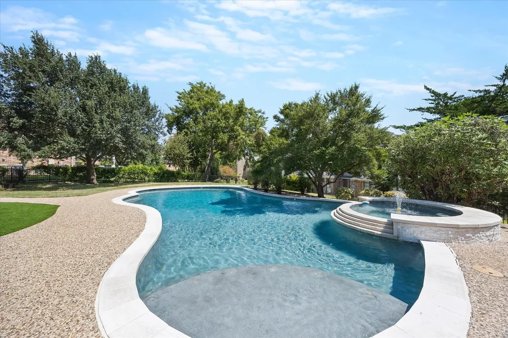 804 White Buffalo Lane Heath, TX 75032