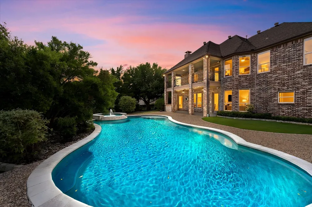 804 White Buffalo Lane Heath, TX 75032