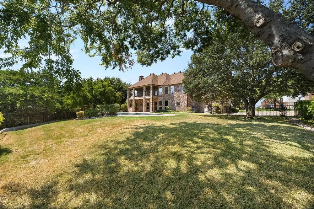 804 White Buffalo Lane Heath, TX 75032
